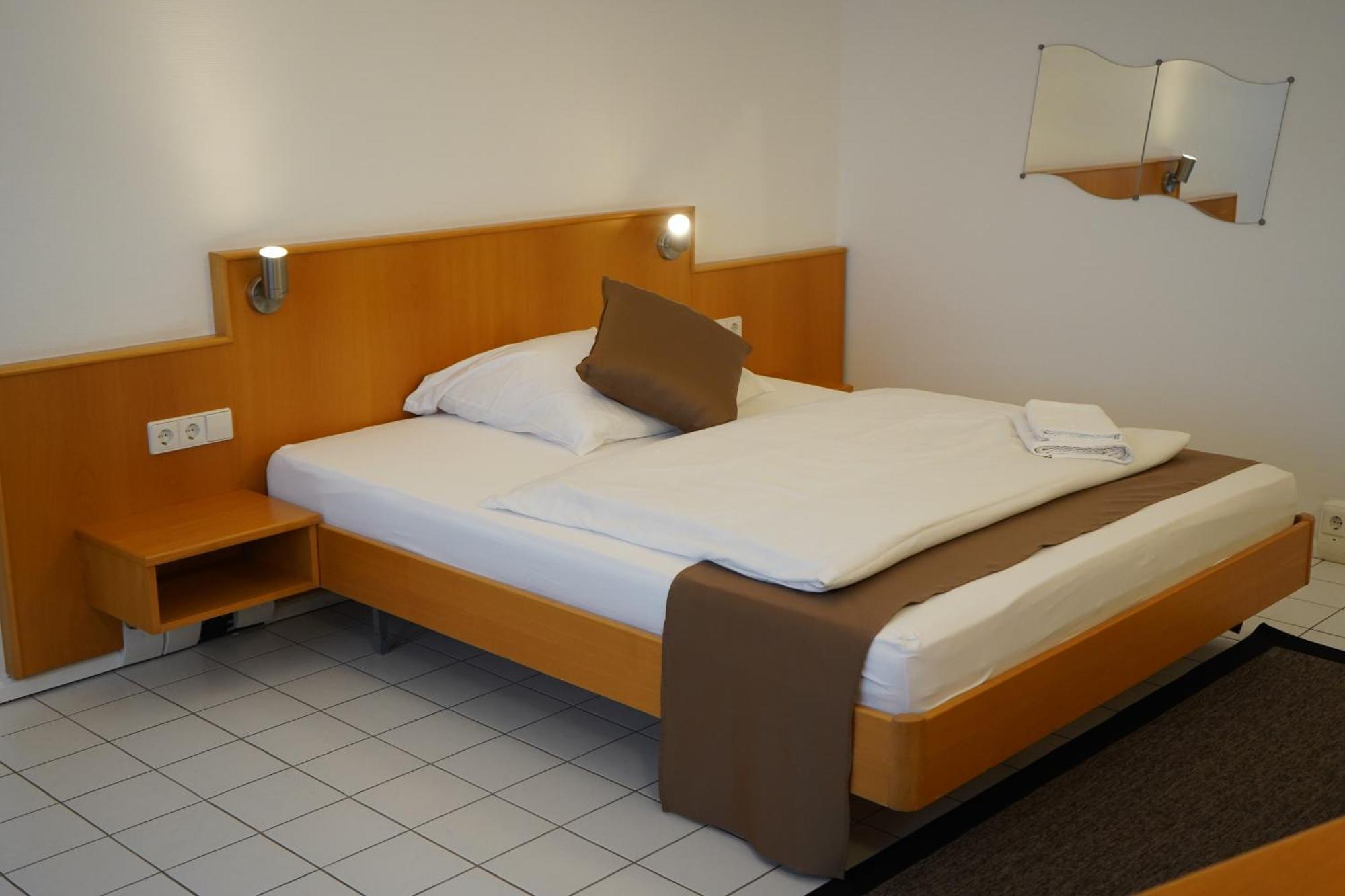 Elha Hotel Stuttgart Exteriör bild