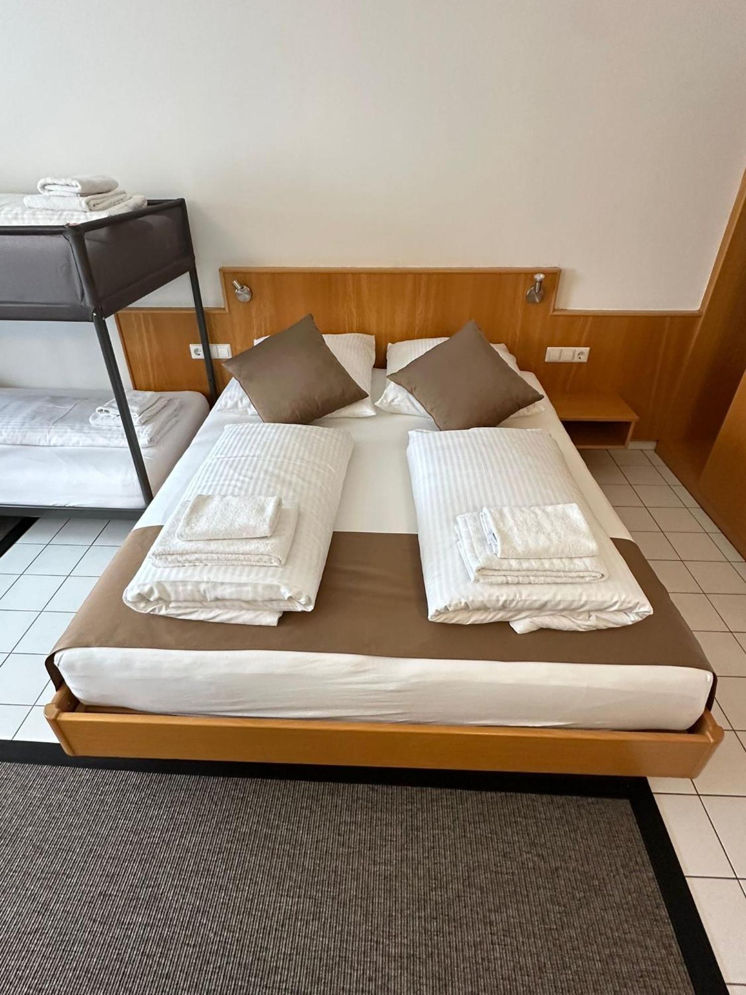Elha Hotel Stuttgart Exteriör bild